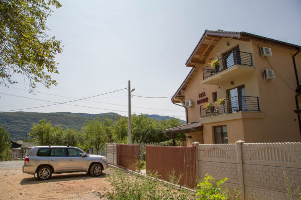 parcare autoturisme