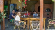 Terasa clisura, Casa Dorului